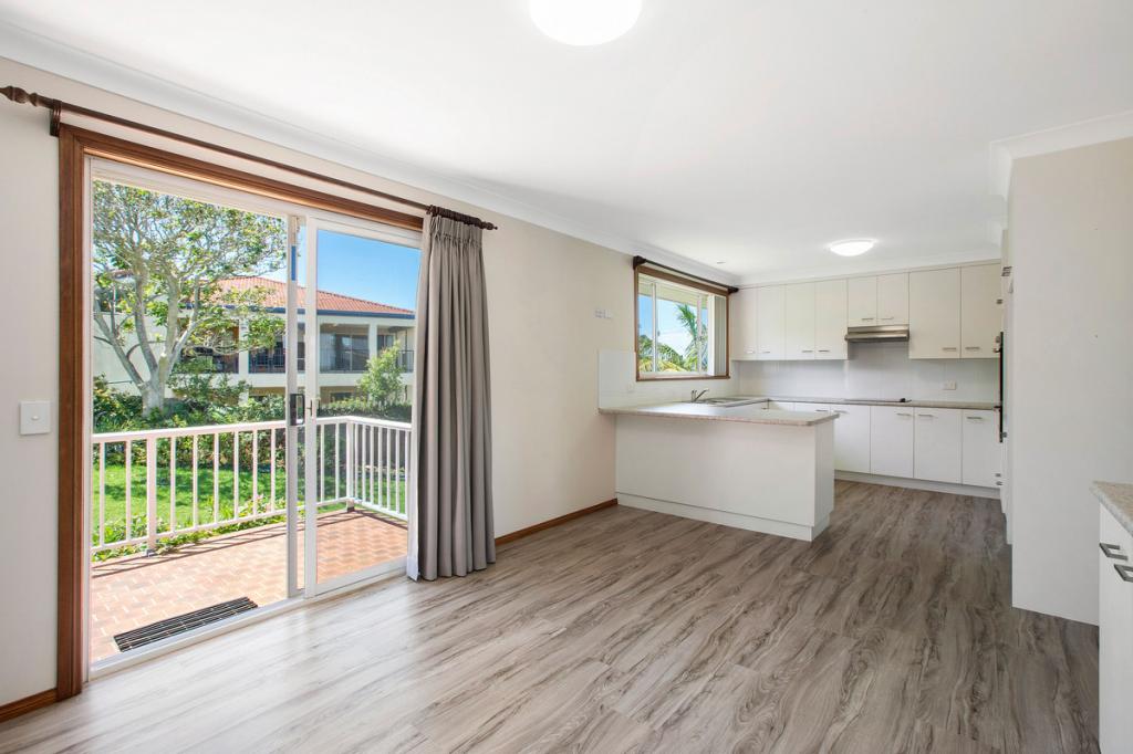 8 Camilla Cl, Port Macquarie, NSW 2444