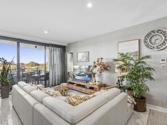 4201/5 Harbour Side Ct, Biggera Waters, QLD 4216