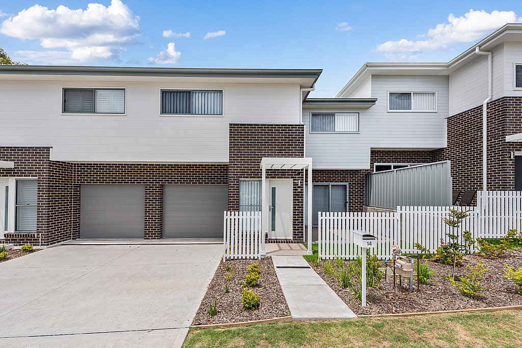 14 Adeline Cres, Fletcher, NSW 2287