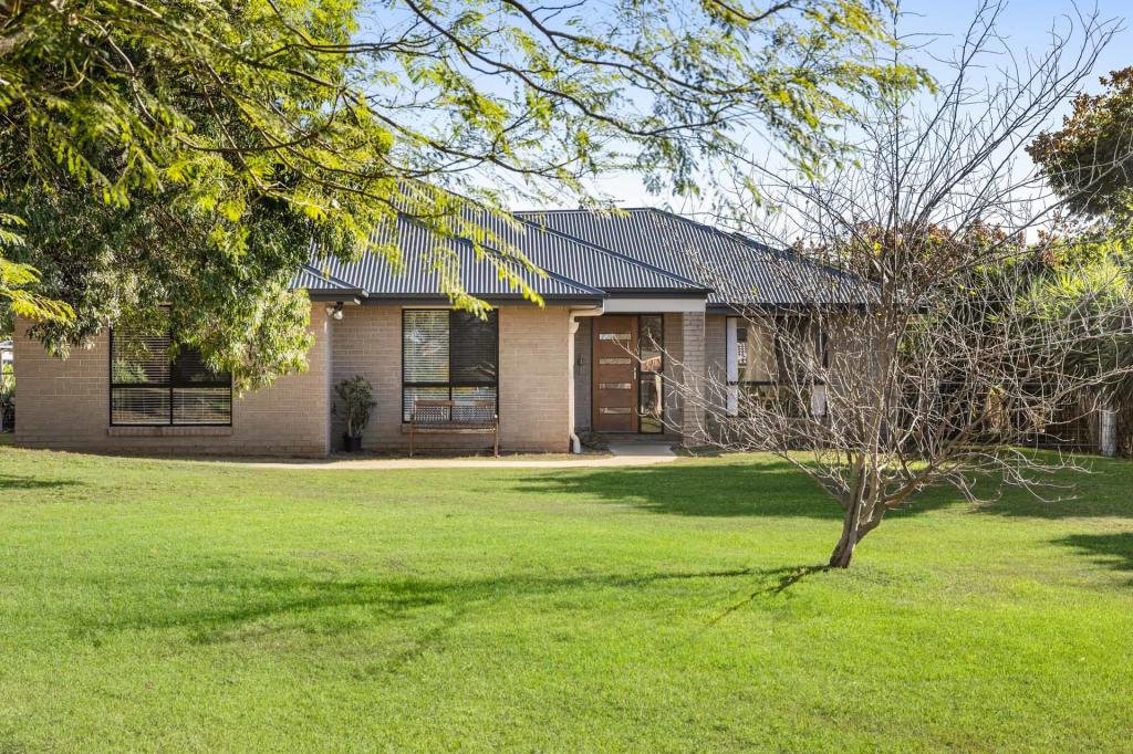 3 Ironbark Cres, Meringandan West, QLD 4352