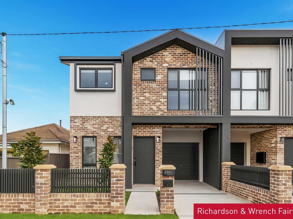 232C WARE ST, FAIRFIELD HEIGHTS, NSW 2165