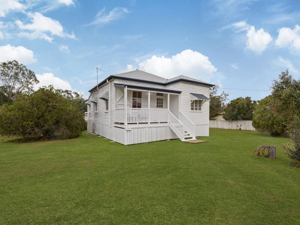 12 Alice St, Blackstone, QLD 4304
