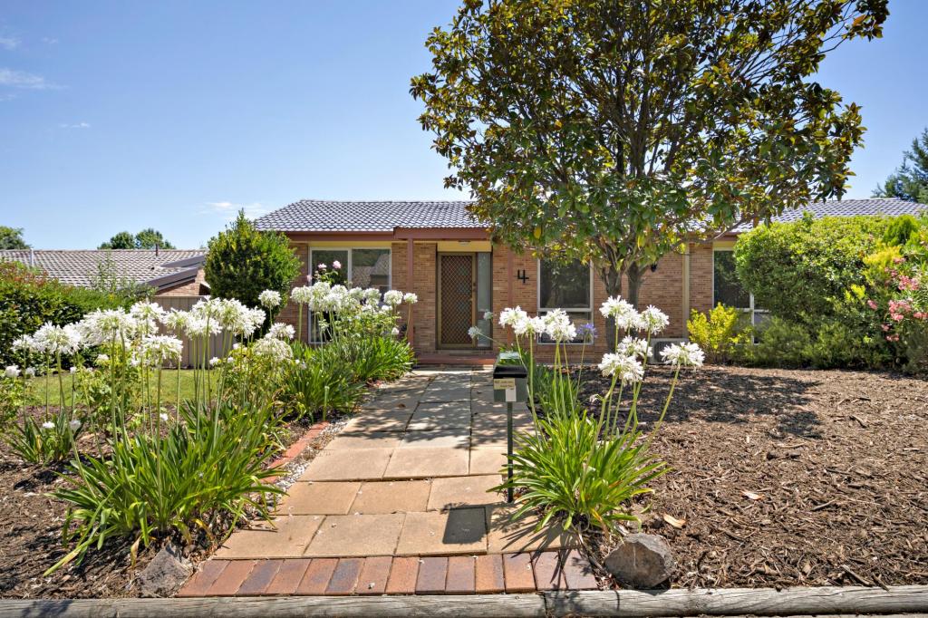 4 Inglis Pl, Latham, ACT 2615