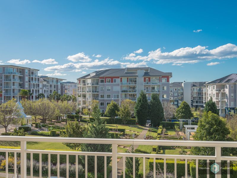 305/4 Rosewater Cct, Breakfast Point, NSW 2137