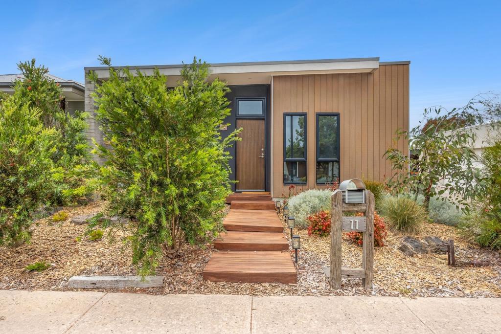 11 BRONZEWING ST, OCEAN GROVE, VIC 3226
