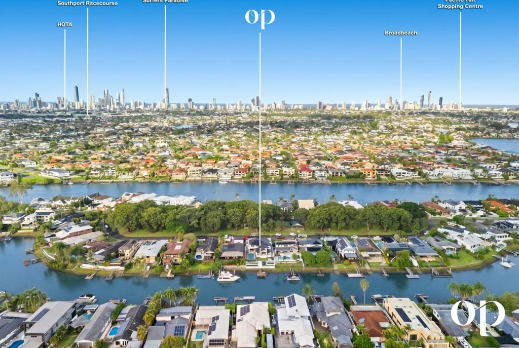 20 Coolong Cres, Carrara, QLD 4211