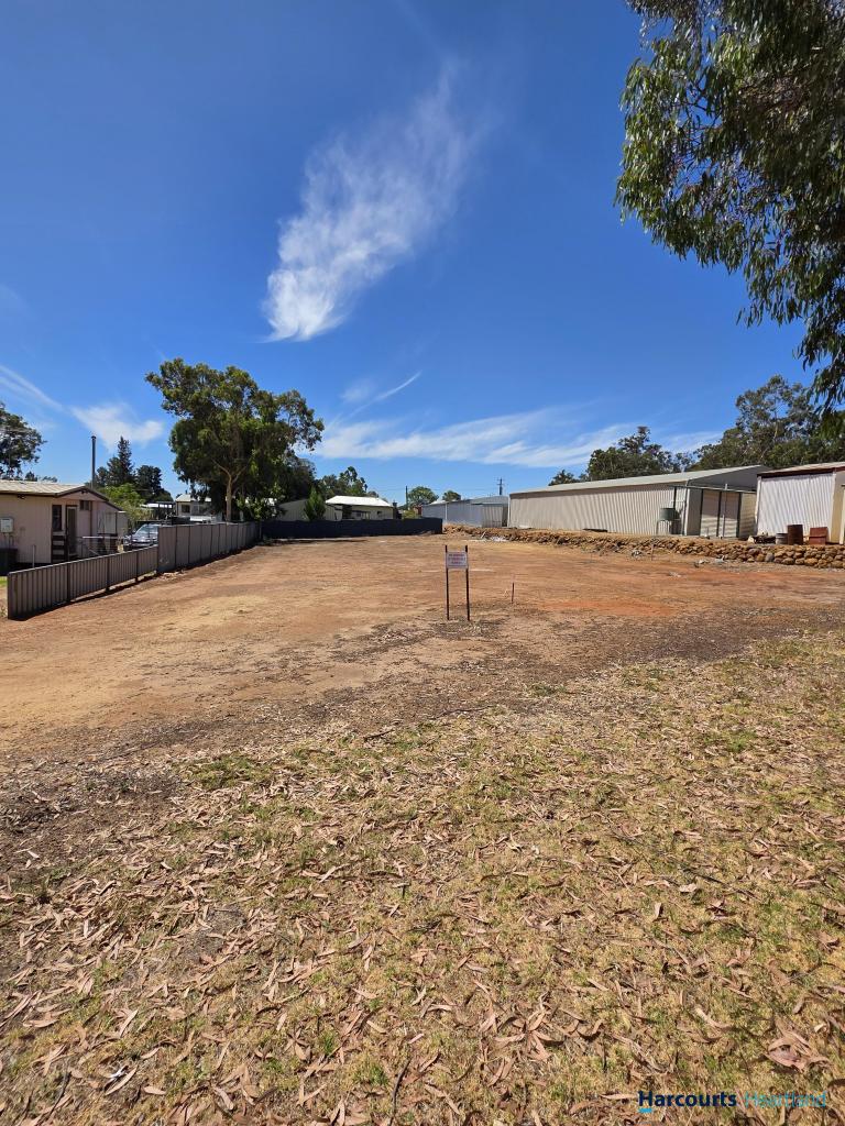 6A MITCHELL AVE, BOYUP BROOK, WA 6244