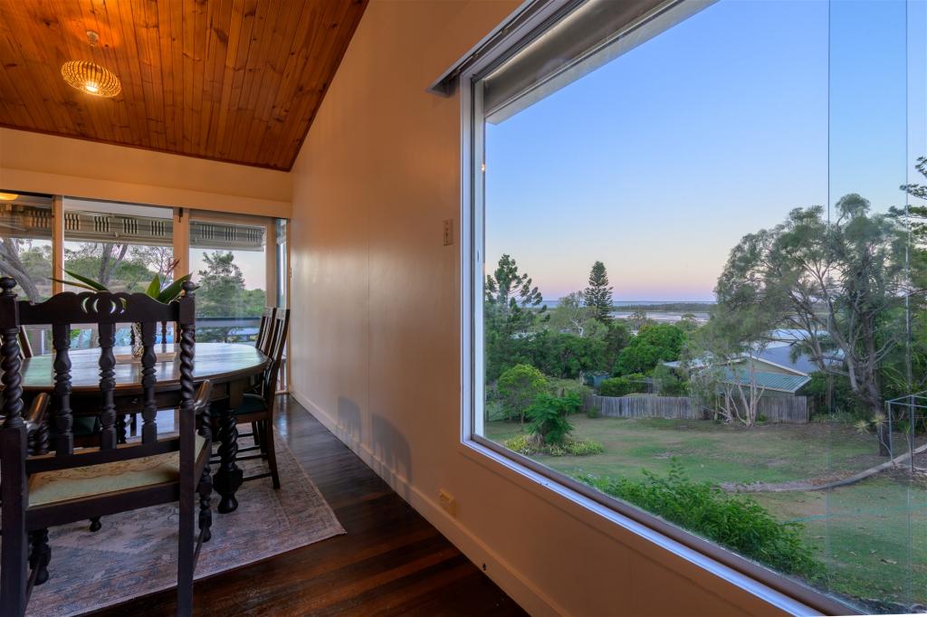 34 Roberts St, South Gladstone, QLD 4680