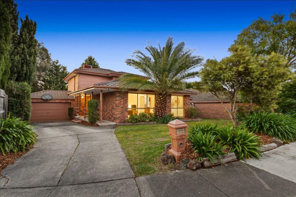 13 Traydal Cl, Wantirna, VIC 3152