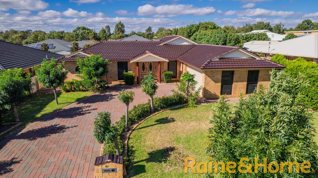 15 Lakeside Cct, Dubbo, NSW 2830