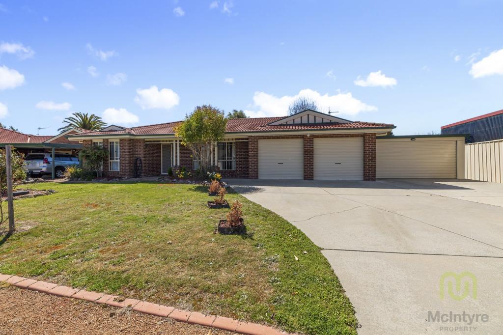 4 Mccarten Pl, Gordon, ACT 2906