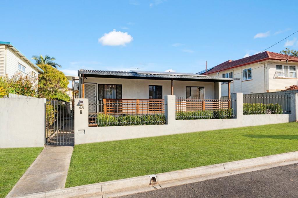 43 Watcombe St, Wavell Heights, QLD 4012