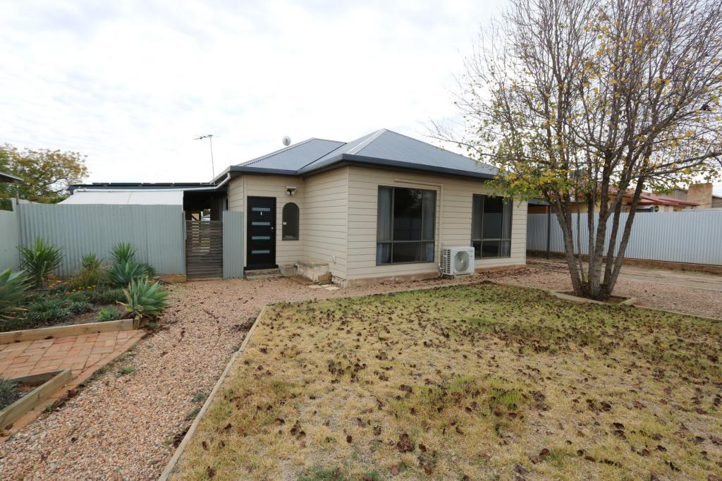 224 Knox St, Broken Hill, NSW 2880