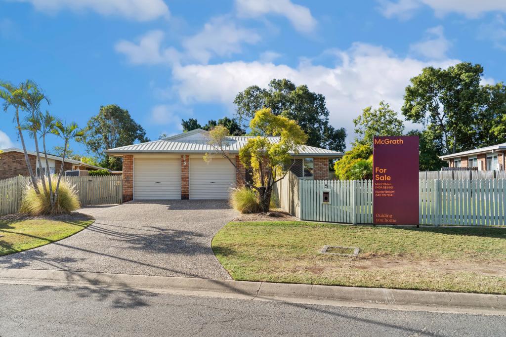 5 Dunbavan Pl, Norman Gardens, QLD 4701