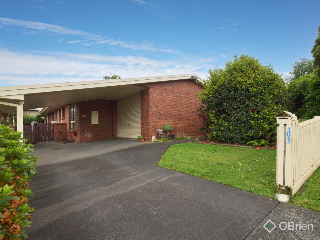 101 NORTH RD, WARRAGUL, VIC 3820