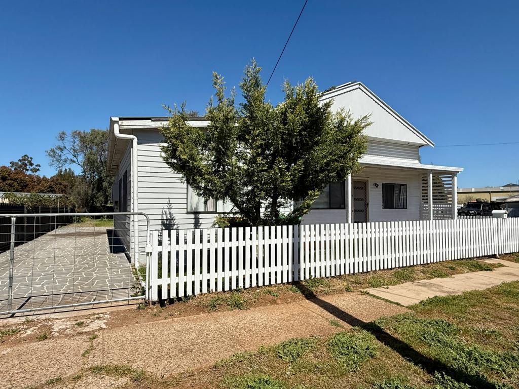 71 Swift St, Wellington, NSW 2820
