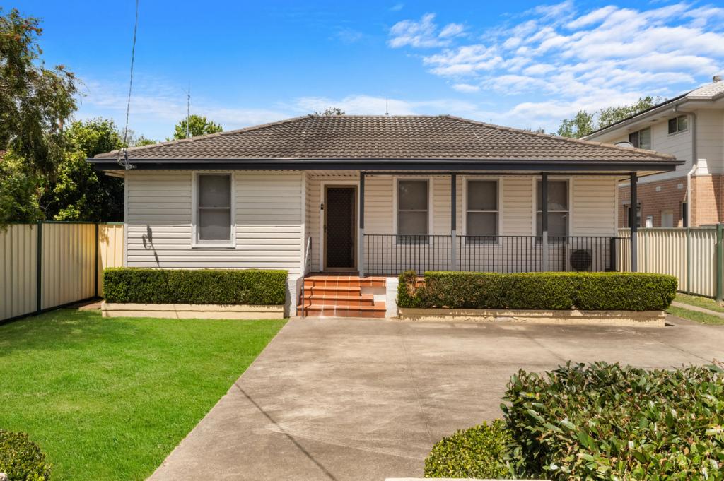 32 Luttrell St, Hobartville, NSW 2753