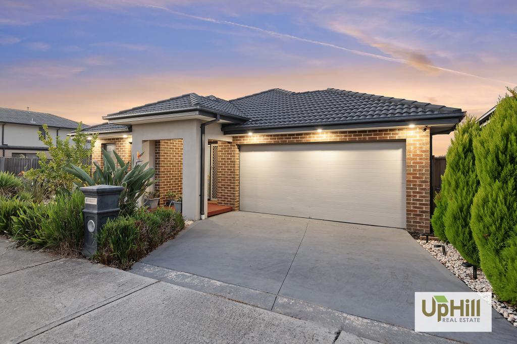 27 Parkgate Dr, Clyde North, VIC 3978