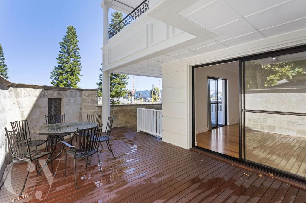 2 Ada St, South Fremantle, WA 6162