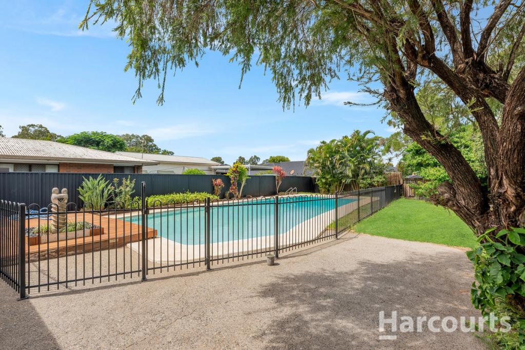 18 Paris St, Kallangur, QLD 4503
