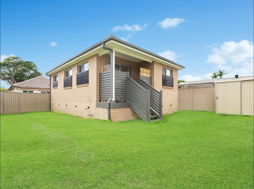 1/13 Fairview Ave, Roselands, NSW 2196