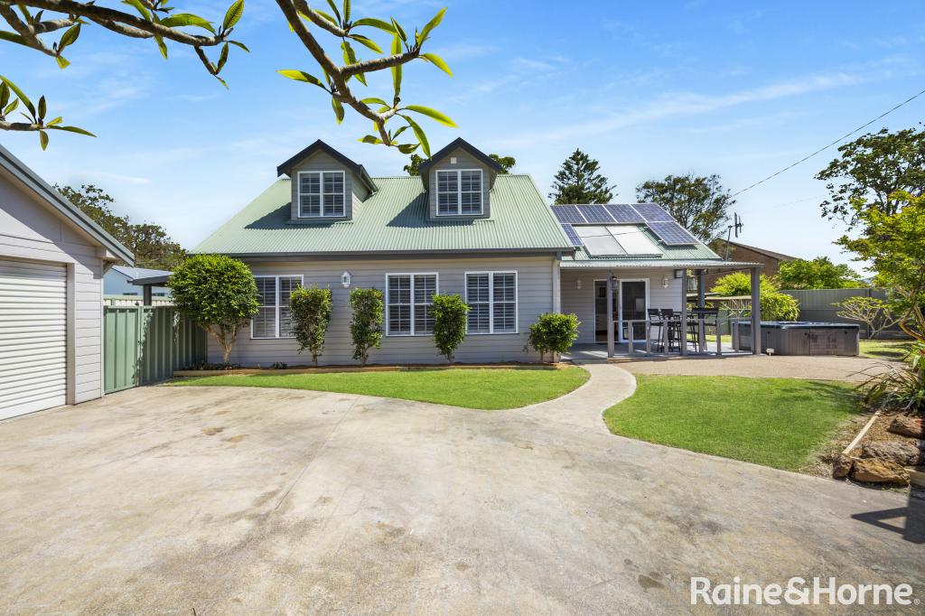 38 Renown Ave, Shoalhaven Heads, NSW 2535