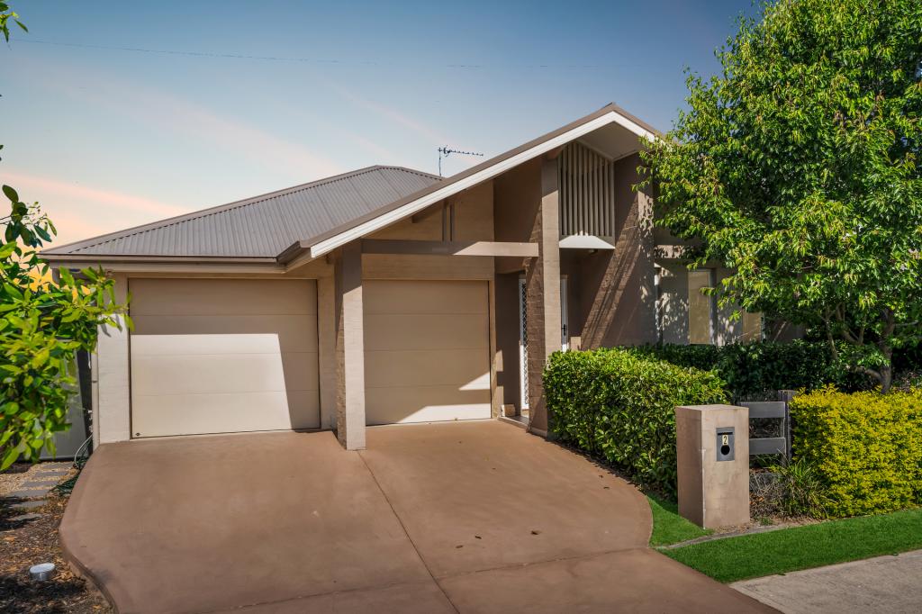 2 Thoroughbred Dr, Cobbitty, NSW 2570