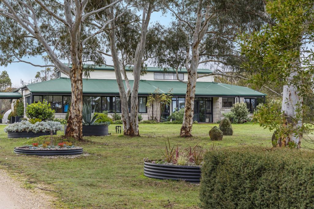 1285 Bacchus Marsh Rd, Bullengarook, VIC 3437