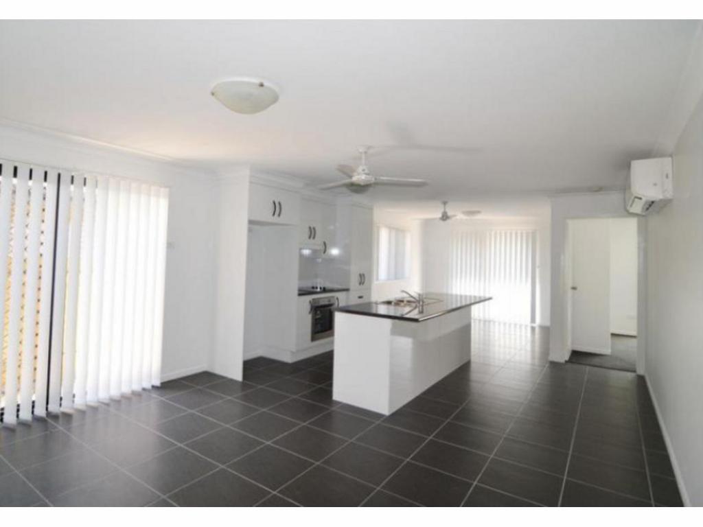 19 Buckle St, Park Avenue, QLD 4701