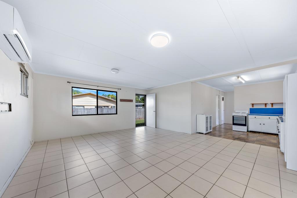 38 Stewart Dr, Cannonvale, QLD 4802