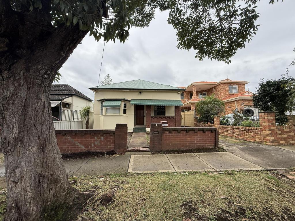 5 Baltimore St, Belfield, NSW 2191