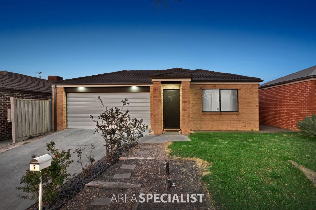 7 Mariposa Gr, Cranbourne, VIC 3977