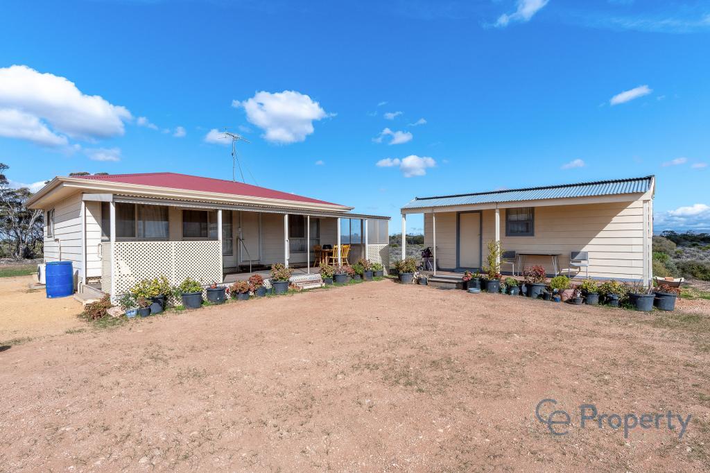 702 Sperling Rd, Sandleton, SA 5356