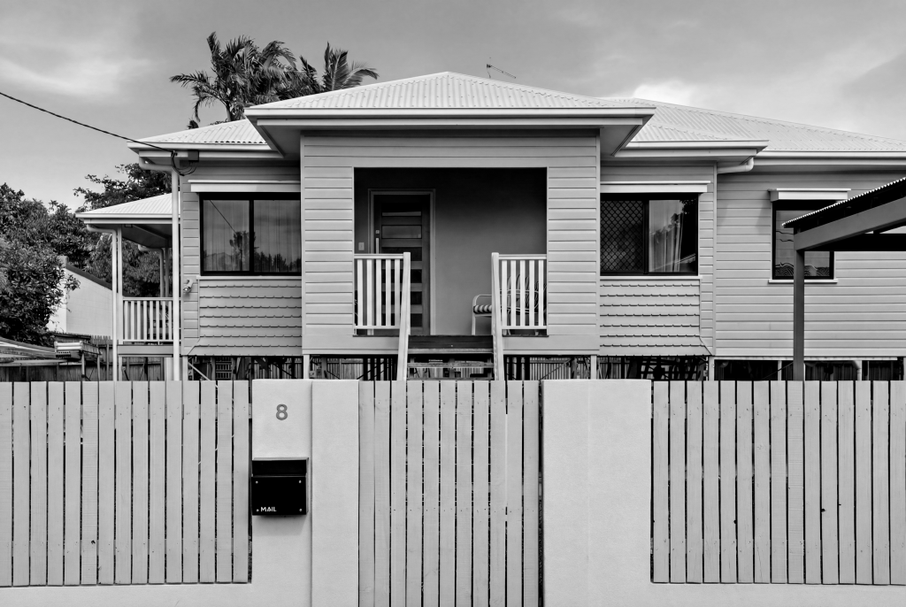 8 Ninth St, Railway Estate, QLD 4810