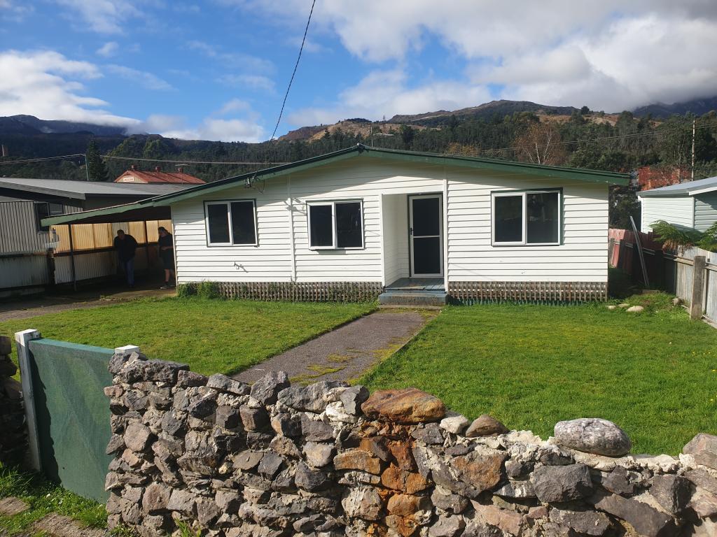 10 CLARK ST, QUEENSTOWN, TAS 7467