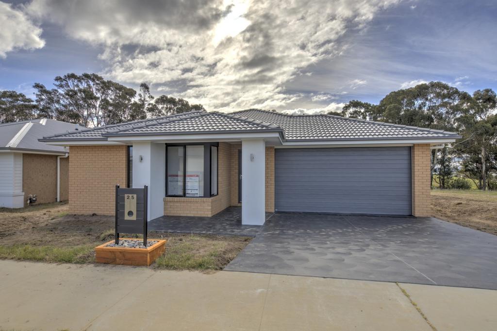 25 Houghton Cres, Eagle Point, VIC 3878