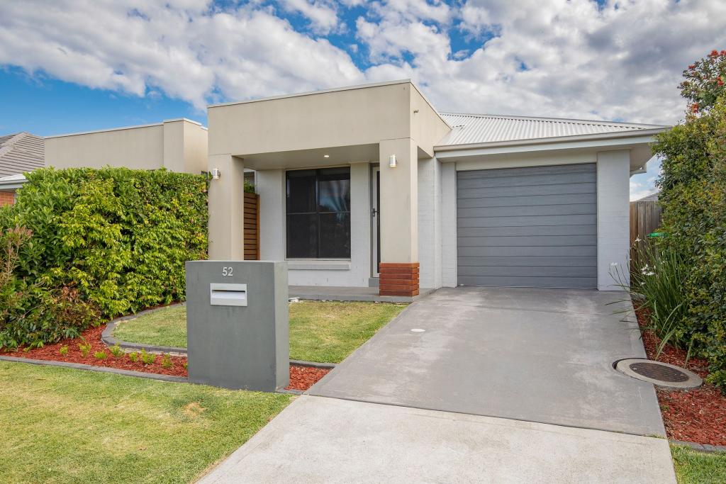 52 BULBUL CRES, FLETCHER, NSW 2287