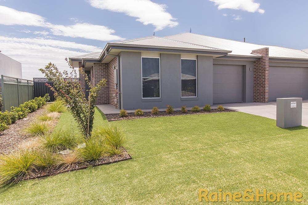 17 Amadeus Ave, Dubbo, NSW 2830