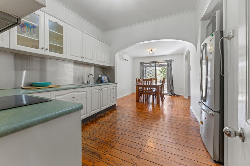 11 Cossack St, Bowning, NSW 2582