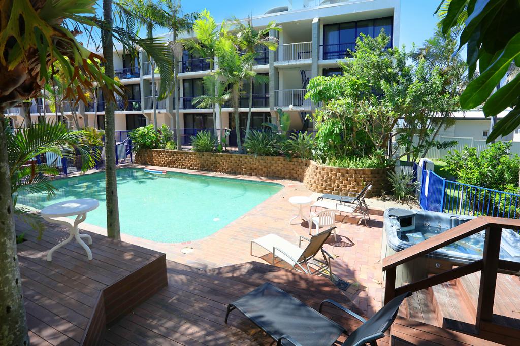 6/2877 GOLD COAST HWY, SURFERS PARADISE, QLD 4217