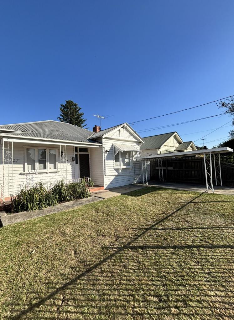 77 Benjamin St, Sunshine, VIC 3020