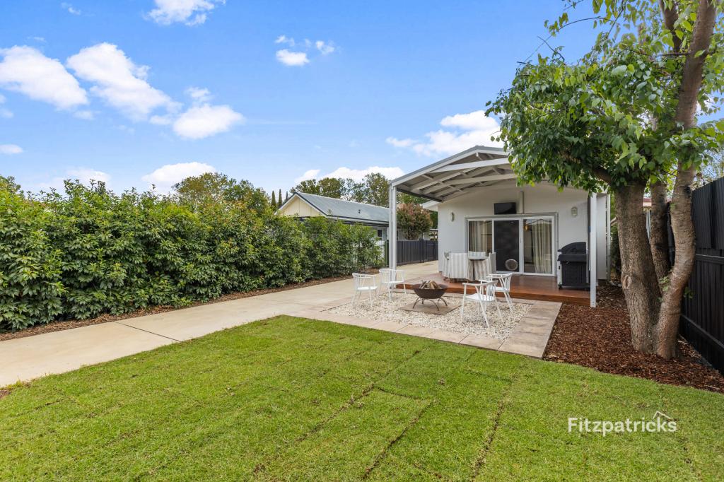 52 Crampton St, Wagga Wagga, NSW 2650