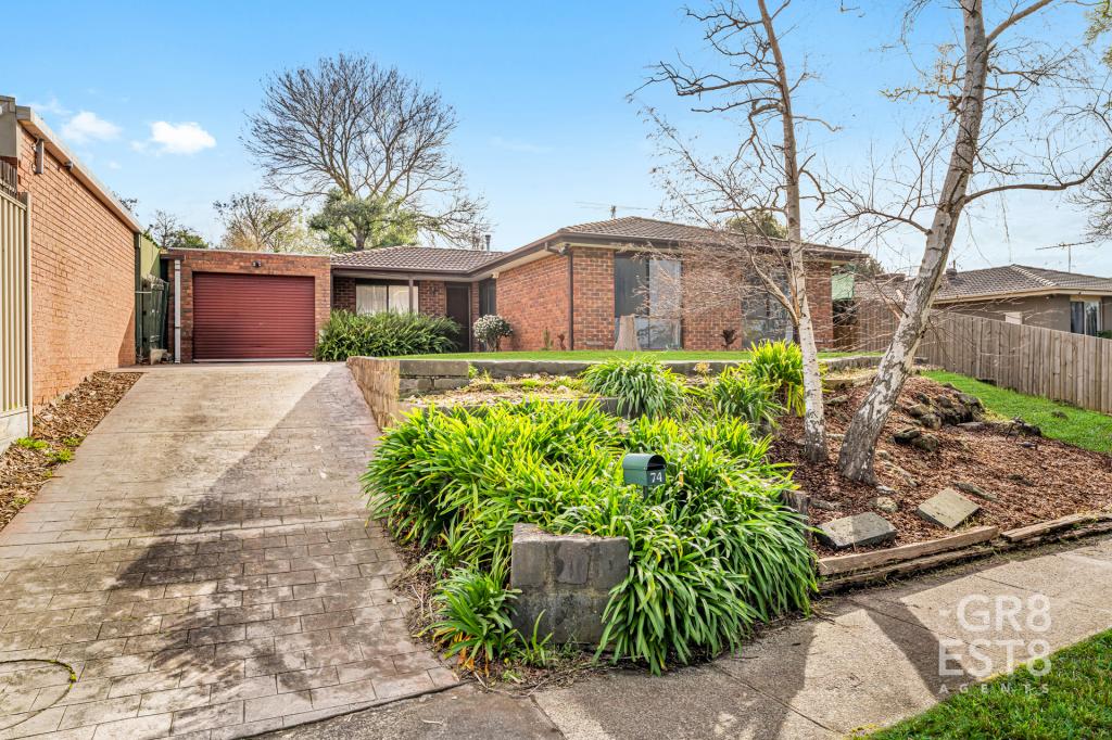 74 Fleetwood Dr, Narre Warren, VIC 3805