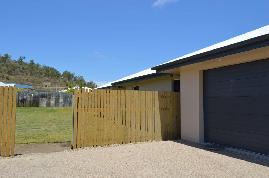 69b Innes Dr, Deeragun, QLD 4818