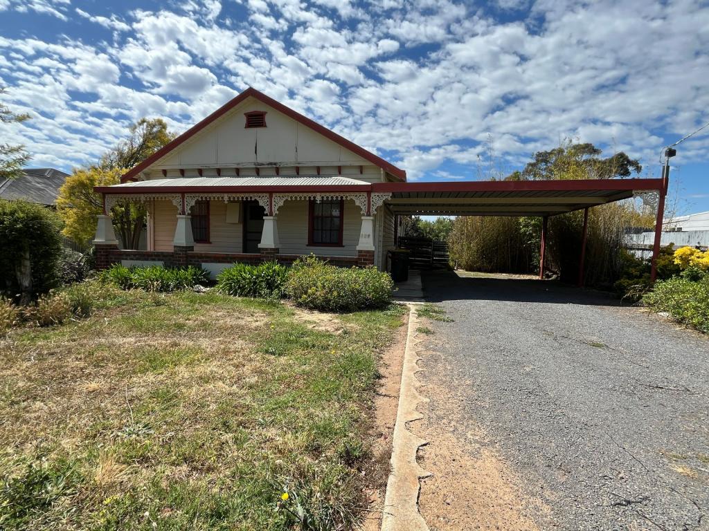 256 Gladstone St, Maryborough, VIC 3465