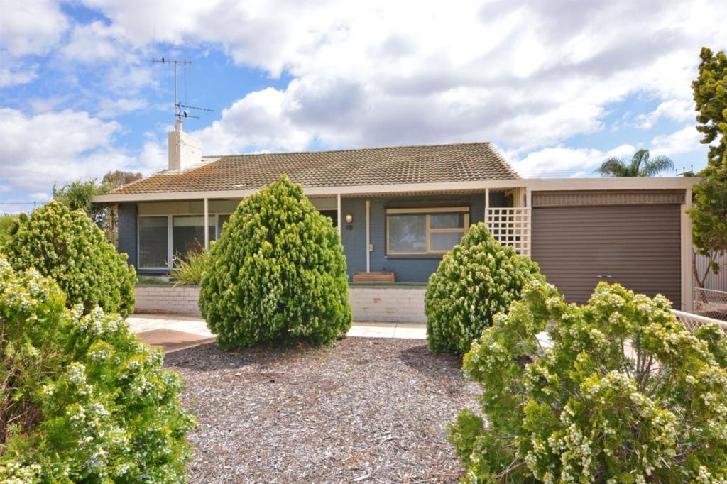 44 Mclennan Ave, Whyalla Norrie, SA 5608