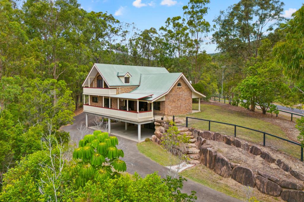 19 Seraya Ct, Closeburn, QLD 4520