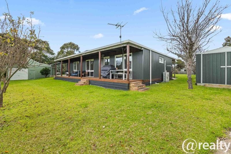 17 Barker St, Corinella, VIC 3984