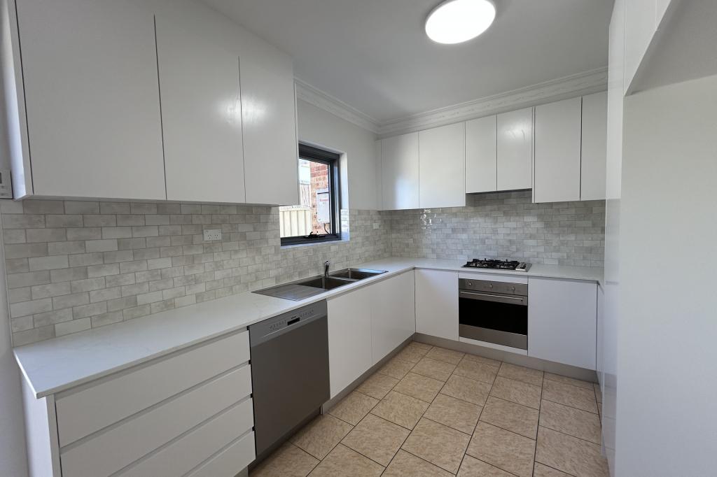 8/96 Duntroon St, Hurlstone Park, NSW 2193