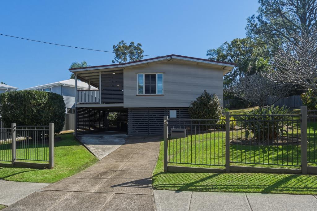 5 Jarvis St, Stafford Heights, QLD 4053